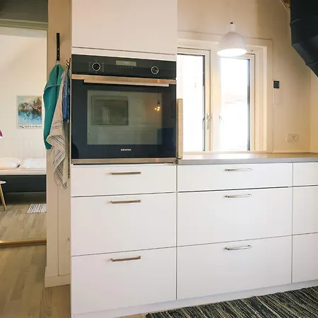 Seaside Escape With Views *