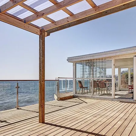 Casa de Férias Seaside Escape With Views Rønne