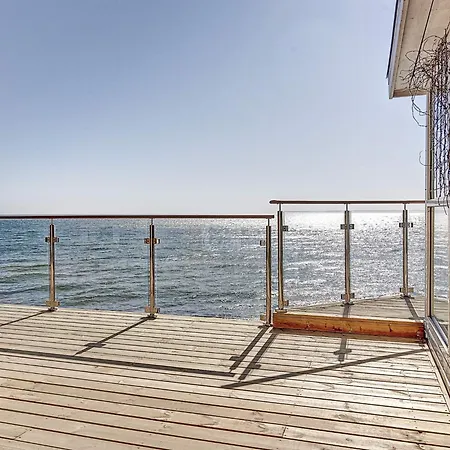 Seaside Escape With Views Rønne