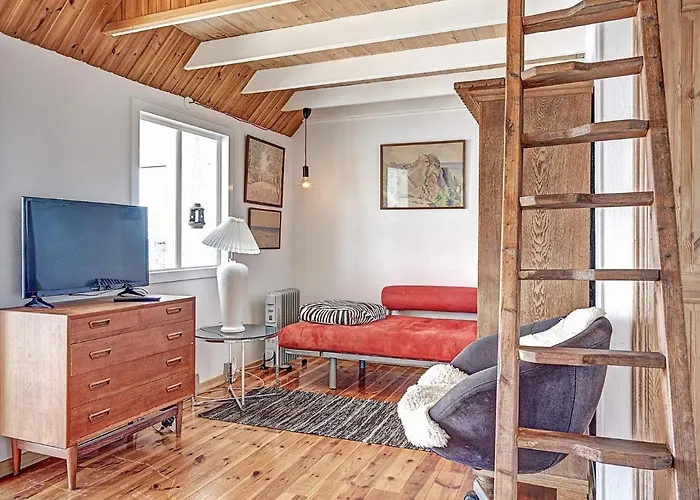 Seaside Escape With Views - By Traum